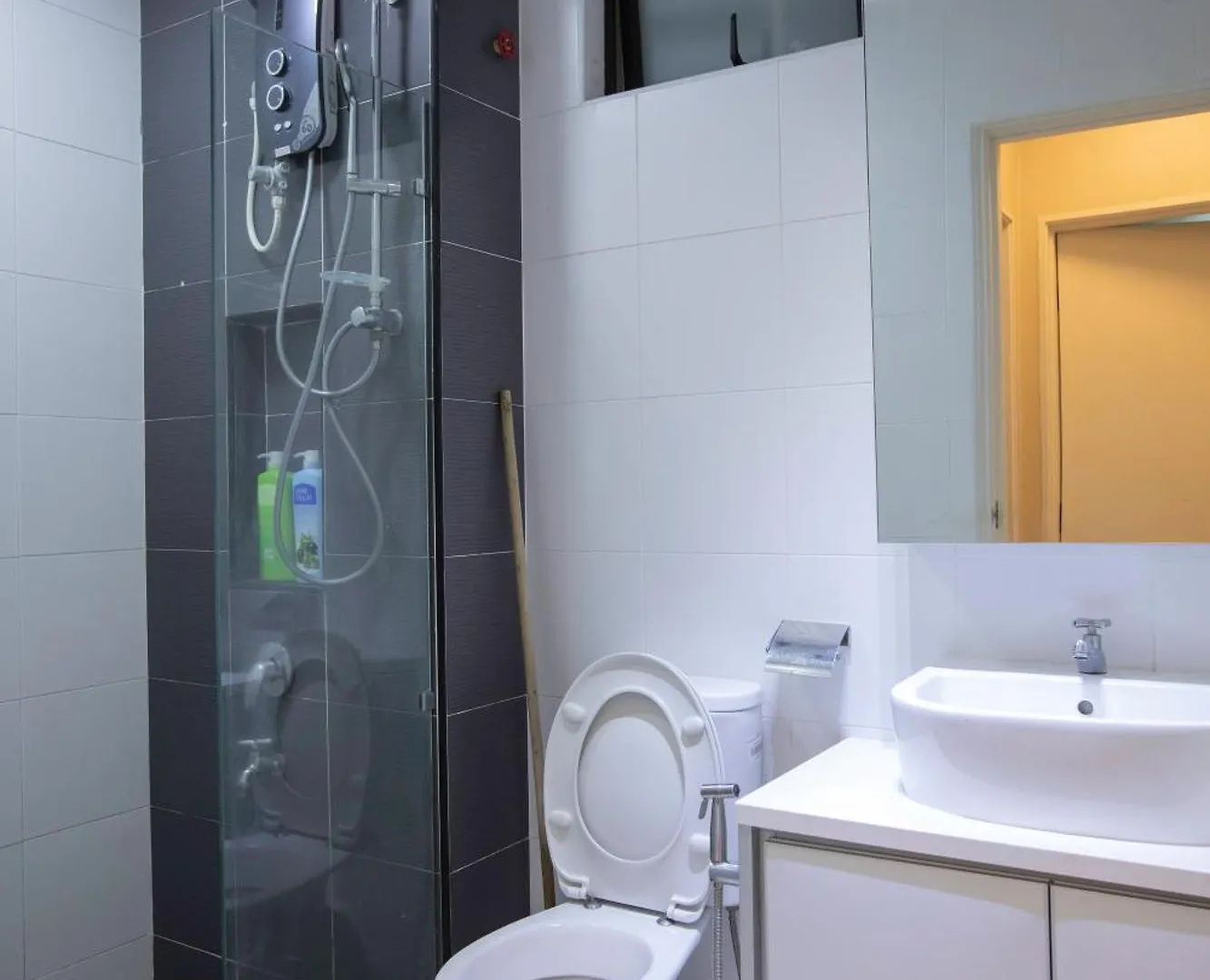 The Platino 2Br Paradigm Mall Jb Wifi Netflix #Near Sutera Mall Johor Bahru